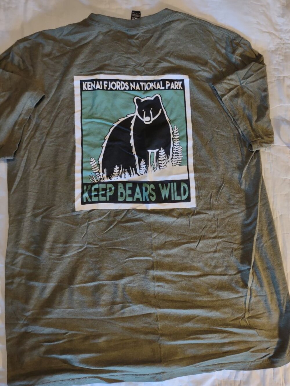 Kenai Fjords National Park Alaska Bears Nature Art Tee T-shirt XL Olive